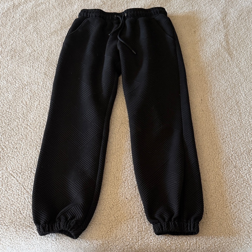 See and Be Seen Black Textured Jogger Pants for Women Small